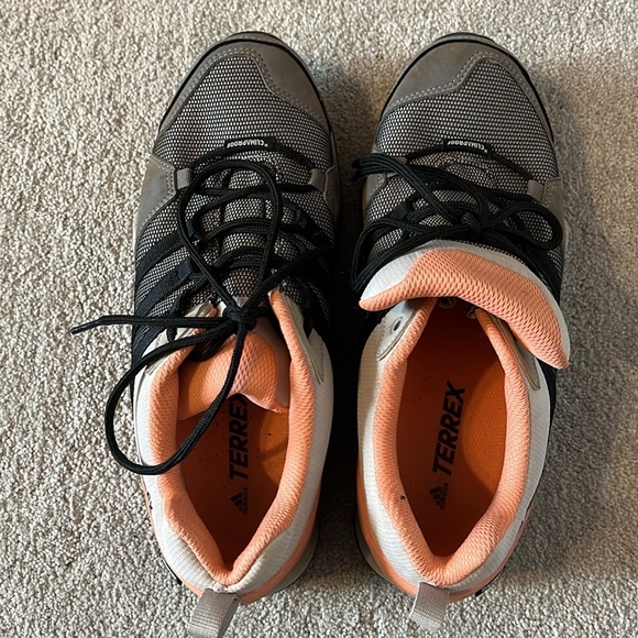 Adidas grey, orange with black trim hiking shoes. Terrex model. - Picture 4 of 6